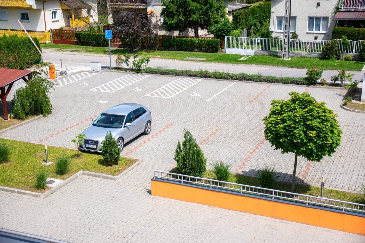 Arkanum Hotel Balatonmáriafürdő エクステリア 写真