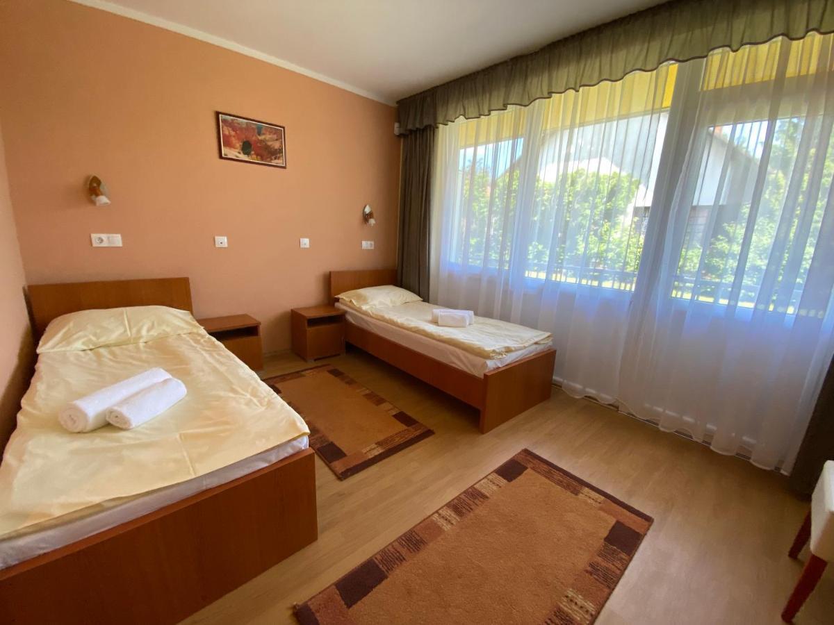 Arkanum Hotel Balatonmáriafürdő エクステリア 写真