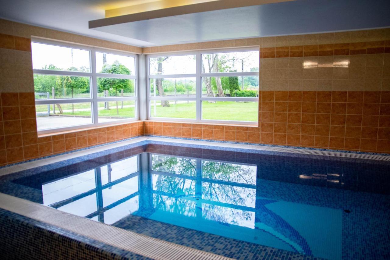 Arkanum Hotel Balatonmáriafürdő エクステリア 写真
