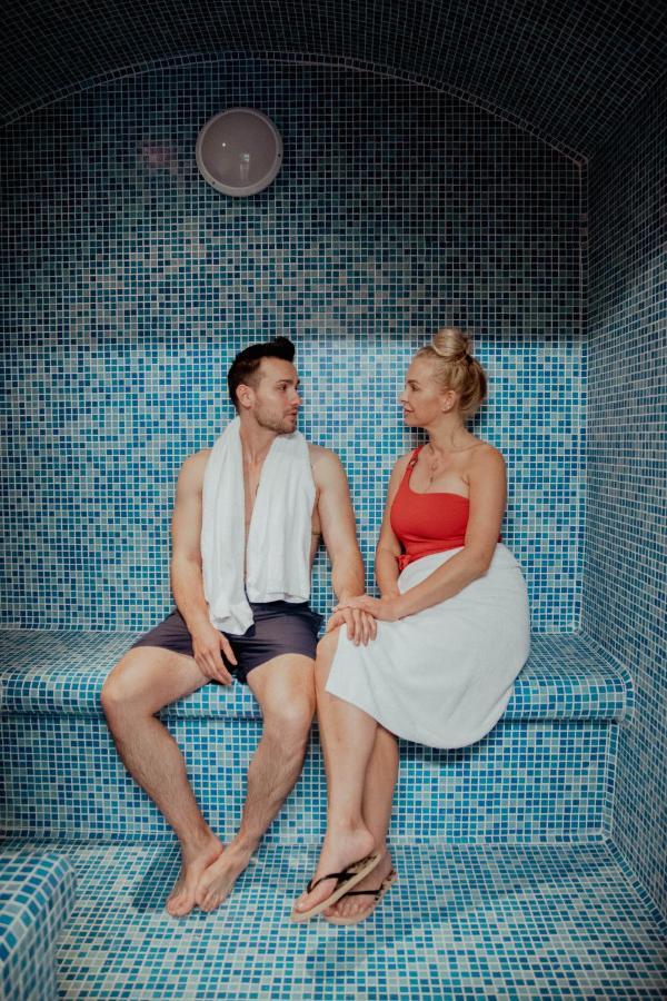 Arkanum Hotel Balatonmáriafürdő エクステリア 写真