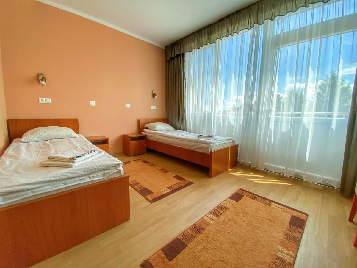 Arkanum Hotel Balatonmáriafürdő エクステリア 写真